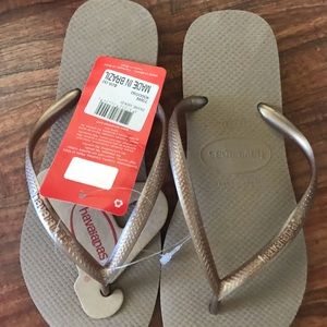 Havaianas Shoes - Brand New Tan Havaianas Sandals Havaianas Shoes - Brand New Tan Havaianas Sandals
